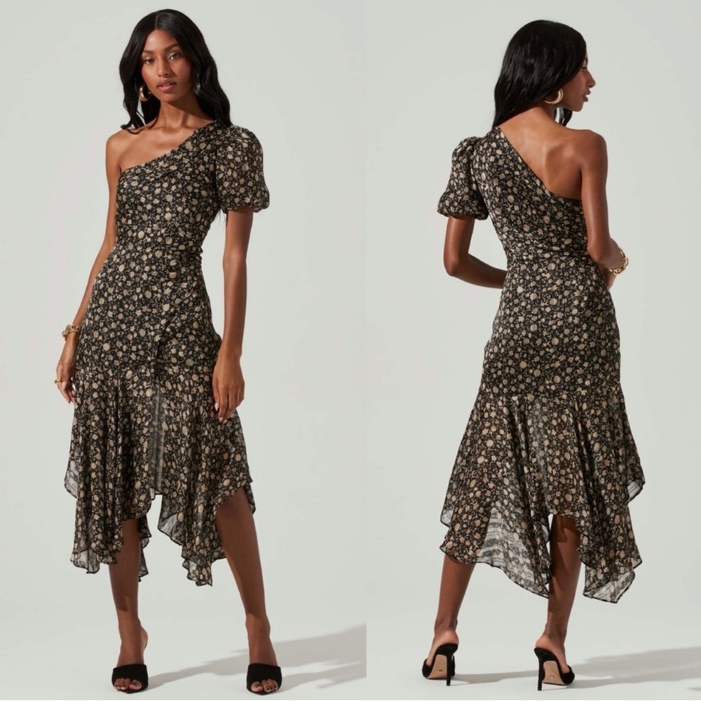 ASTR the Label Santorini one shoulder dress / Size M